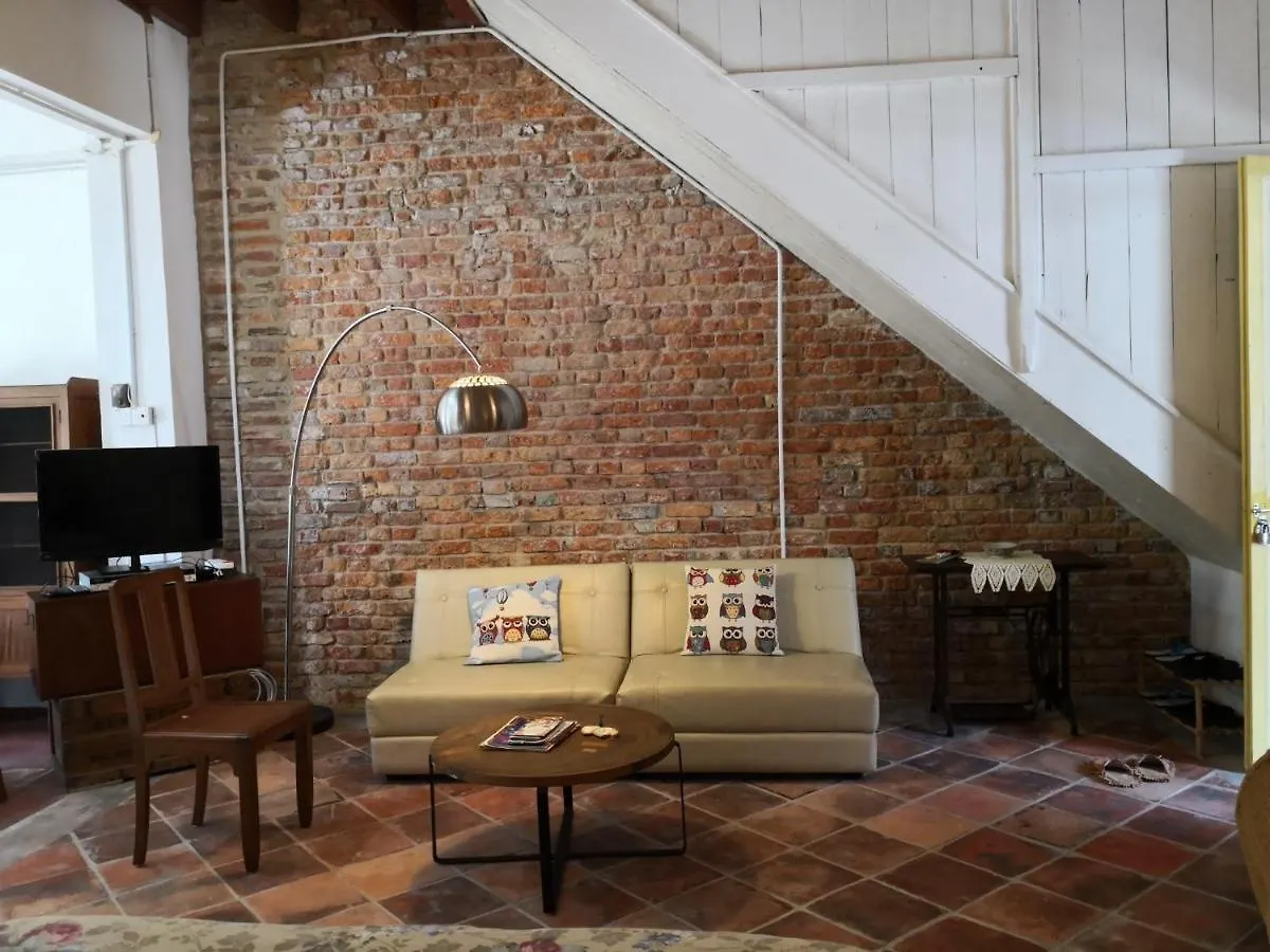 Apartment Shophouse Studio George Town Malaysia
